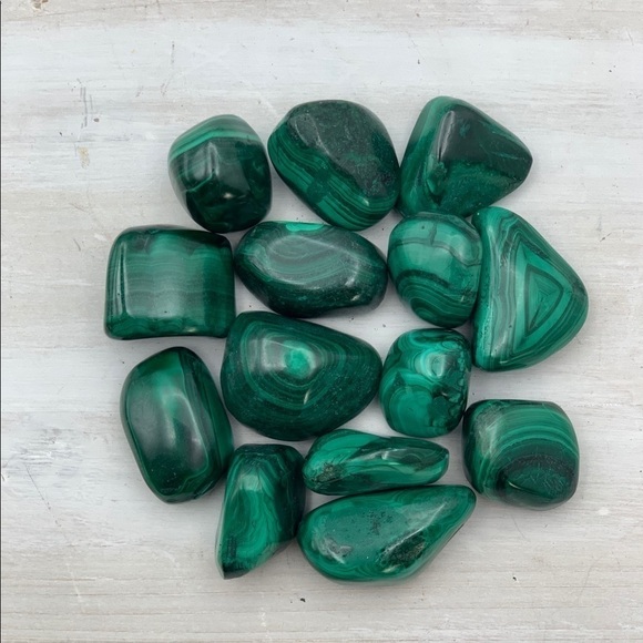 Malachite Tumbled Pocket Nugget One (1) per order Weighs Between 20-30 grams - Picture 2 of 7